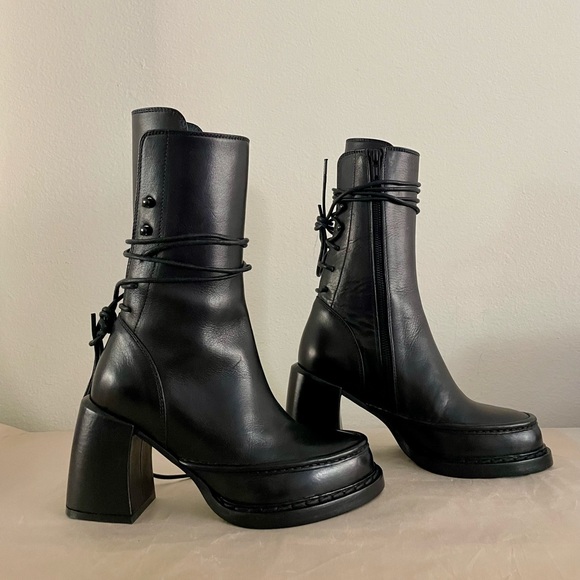 Ann Demeulemeester corset boots - Picture 4 of 9